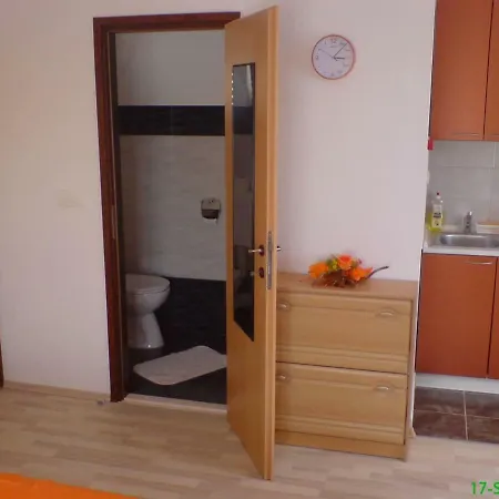 Orange Eni Apartmán *